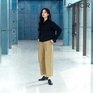 [TV상품]코어 어센틱 26SS 크롭 치노 팬츠 [런칭 가격 59,900원]