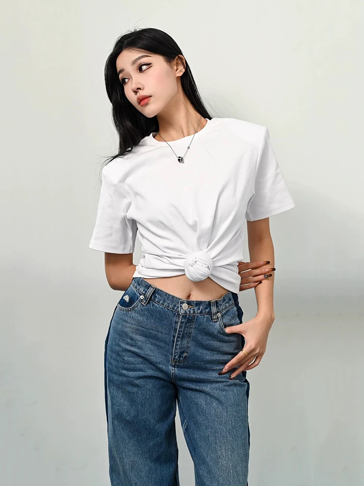 Y2K 매듭 트위스트 니트 스레드 라운드 넥 탑 여성 세련되고 다재다능한 배꼽 패딩 어깨 반팔 티셔츠