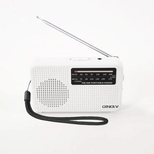 휴대용 AM/FM 비상 라디오 배터리 구동식 텔레스코픽 안테나 헤드폰 잭 (실내/실외 캠핑, 생존, 가정용)