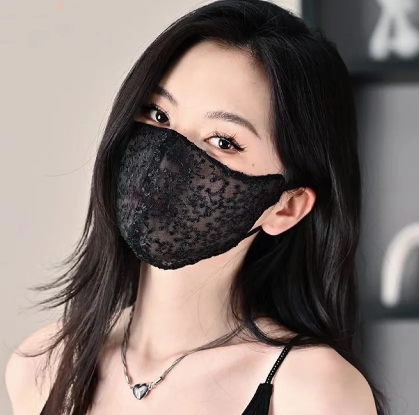 여성용 자수 레이스 썬 마스크, 운전용 UV 차단, 통기성, 조절 가능한 귀걸이형, 세탁 가능, 작은 꽃무늬 시스루 페이스 마스크
