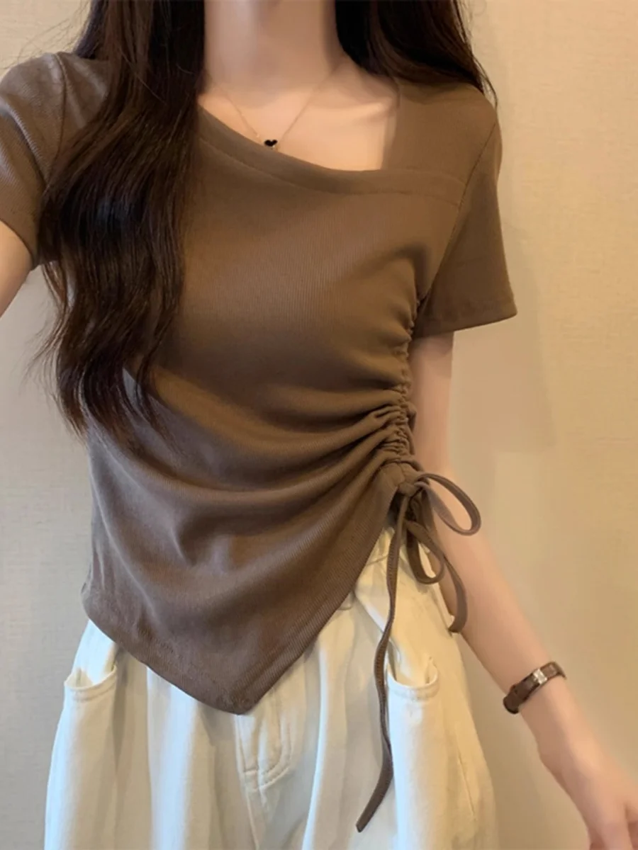 시크한 반팔 티셔츠 여성 여름 드로스트링 슬리밍 배 커버 한국 스타일 짧은 길이 비대칭 디자인 코튼 블렌드