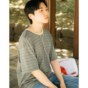 [50%반값할인] 헤지스 남성 25SS HIS 멀티스트라이프 반팔 티셔츠 HZTS5E804E2