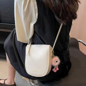[위드라온]라운드 미니 플랩 데일리 여성 가방 립스틱백 숄더백_