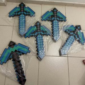 30~45cm 마인크래프트 폼 검 블루 퍼플 그레이 도끼 MC 삽 다이아몬드 곡괭이 노란색 검 마인크래프트 월드 EVA 장난감 야외 코스프레용
