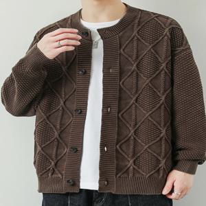 크리스마 카치 남성용 2024 신상 니트 트위스트 스웨터 루즈핏 오픈 가디건 한국 스타일 두꺼운 라운드넥 젊은 감각의 활력