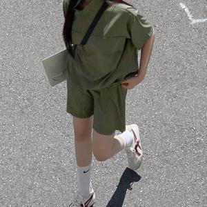 잇진 여성 스트링 반팔 아노락 반바지 투피스 트레이닝 세트
