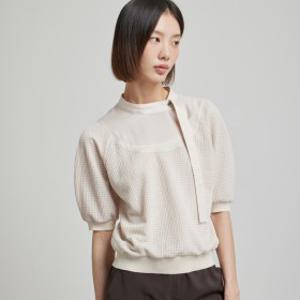 AK분당점 씨씨콜렉트 니트 조직 블라우스형 티셔츠_C263PSM007