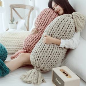 포근한 니트 롱쿠션 캔디 바디필로우 핸드니팅 인테리어 쇼파 쿠션