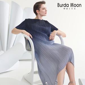 [Burda Moon]부르다문화이트 24SS 썸머 플리츠 롱원피스+목걸이세트