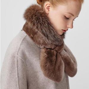 DBMU3F742W3[DAKS MUFFLER][DAKS FUR]여성 브라운 와이드 폭스퍼 머플러