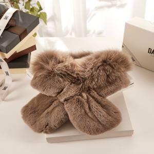 [닥스 액세서리] [[24FW]] DBMU4F742W3 [DAKS MUFFLER][DAKS FUR]여성 브라운 와이드 폭스퍼 머플러