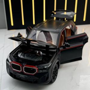 1:24 BMW XM SUV 합금 자동차 다이캐스트 및 장난감 차량 모델 소리와 빛 풀백 어린이 선물 용품