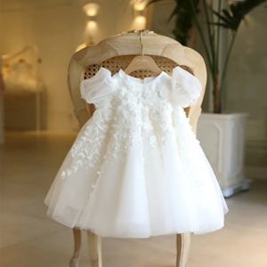 결혼식을위한 공주 꽃의 소녀 드레스 흰색 Tulle Applique 활과 푹신한 귀여운 아이 아기 미인 대회 생일 파티 드레스 볼 가운