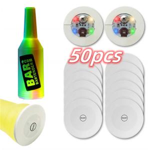 50/20/10/1pc LED 컵 받침 빛나는 주류 와인 병 코스터 스티커 깜박이는 빛 컵 매트 바 클럽 파티 장식 조명