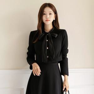 [시크라인] 조세피나 진주버튼 크롭 셋업 자켓