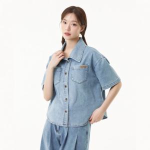 플라스틱아일랜드  (PR2DB381) 앞오픈 박시핏 데님 블라우스