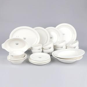 뉴욕 4인세트 예쁜 가족 식기 홈세트 신혼부부 혼수 집들이 선물 (25P)