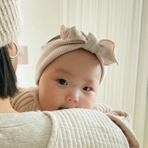 엄마 턱받이  엄마 침받이 트림패드  수유가리개