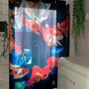 빈티지무드 인테리어 TV room 금붕어 새틴 패브릭 포스터
