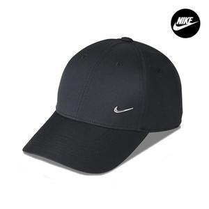 [나이키] NIKE 드라이핏 클럽 스트럭처 메탈 스우시 볼캡 모자 HF6855-010