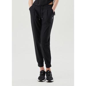 [르꼬끄](센텀시티점)(40% OFF) Lecoq 여성 쿨코테 냉감 조거팬츠 (QP222OFP41_BLK)