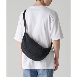 무신사 스탠다드 MUSINSA ANDAR D 크링클 미니 호보 크로스 백 블랙 MMCBG002-BK 594406