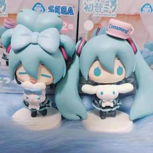 하츠네 미쿠 애니메이션 피규어 포옹 Cinnamoroll 그림 Pvc 귀여운 동상 컬렉션 모델 Q 인형 장식 장난감