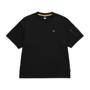 내셔널지오그래픽 N242UTS950 로우디 스몰 로고 소매 포켓 반팔 티셔츠 CARBON BLACK