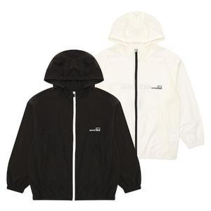 [에꼴리에] 세이브존03 여름 공용 심볼 포인트 쿨 스판 후드 점퍼 22B0101-BK/WT (S34025796)
