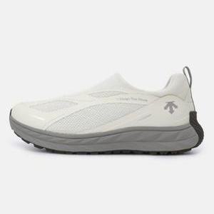 데상트 터레인디 슬립온 SQ123LCR31 BEG BLK