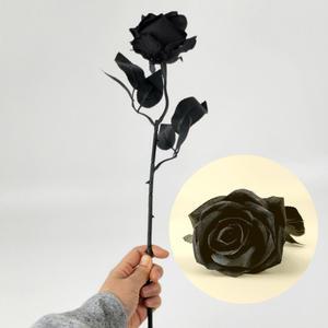 흑장미 검정 검은 검정색 장미 블랙 로즈 조화 한송이 인테리어 장식 꽃꽂이 촬영 할로윈 꽃다발 만들기