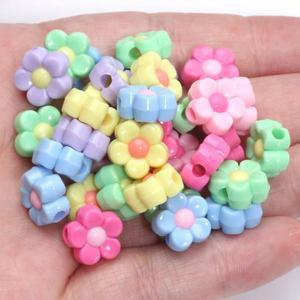 비즈 20pcs 13mm 여러 가지 빛깔의 아크릴 꽃 스페이서 비즈 쥬얼리 만들기 팔찌 목걸이 매력 Diy 공예 액