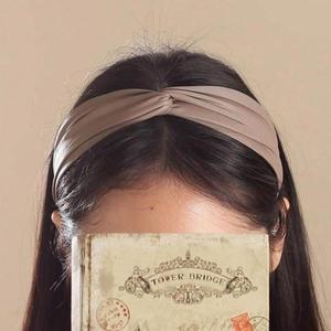 [셀러허브]머리핀 가죽 머리띠 헤어핀 헤어악세사리 꼬임 (3efU6) (S30059725)