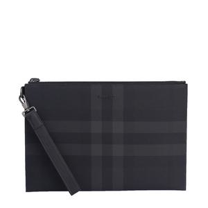 [BURBERRY] 체크 라지 파우치백 8055261