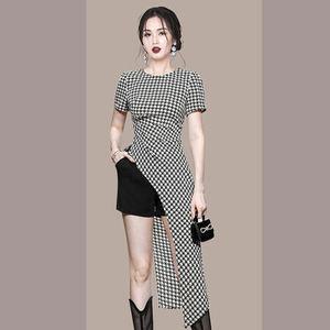 윈터솔져 여성투피스 여름 캐주얼 체크 불규칙 미디엄 상의+반바지투피스