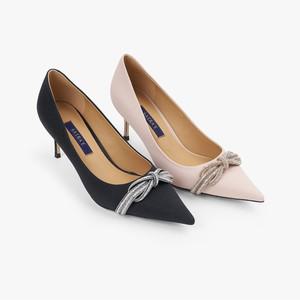 세라 에디션 큐빅 데코 가죽 펌프스 6.5CM O24P103