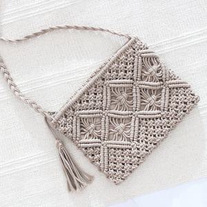 여름 니트 라탄 왕골 뜨개 그물 에코백 여성 데일리 여행 휴가 여행용 미니 크로스 숄더 백 가방 M723602