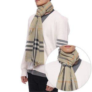 [버버리] 24FW 남성 체크 프린트 울 머플러 (8090724 LIGHT SAGE M 24F)