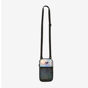 뉴발란스키즈 패턴 핸드폰가방 NK8ADS305U(19)Black
