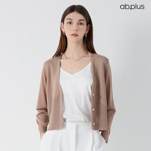 [ab.plus] 버튼 디테일 딥브이넥 니트 가디건 (LSZ5MY31A)