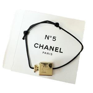 샤넬 뷰티 N.5 금장 미니어처 끈팔찌