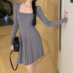 미니원피스 미니 원피스 플리츠 니트 스퀘어넥 (3ipgt)