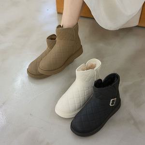 누빔방한 반부츠 중년여성 엄마 숏 앵글 굽4cm 볼9 스노우 패딩 방한화