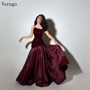 Verngo 버건디 새틴 이브닝 원피스, 스트랩리스 A 라인 격식 있는 사우디 아라비아 무도회 파티 원피스, 우아한 가족 무도회 가운, 맞춤형