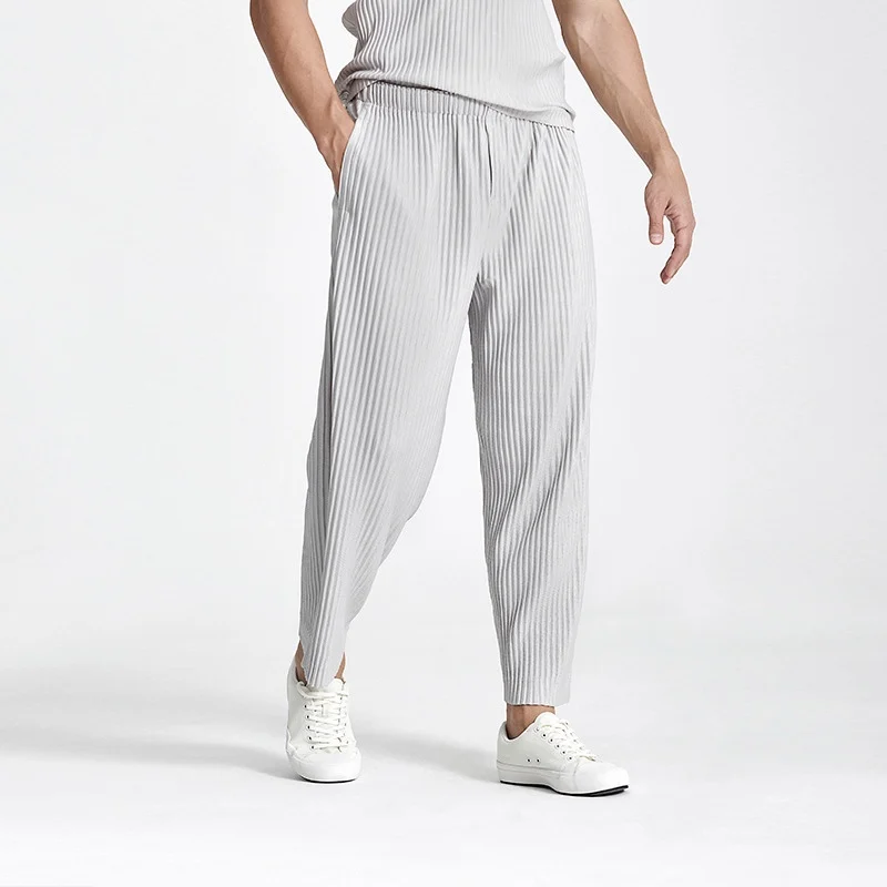 여름 캐주얼 바지 남성 패션 블랙 그레이 스트레이트 바지 남성 streetwear 한국어 느슨한 주름 바지 망 아이스 실크 바지 S-2XL