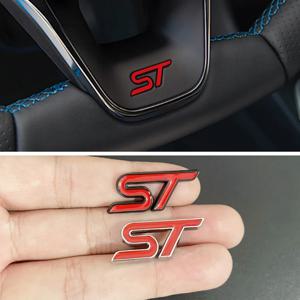 3D 금속 자동차 로고 ST 스티어링 휠 배지 포드 포커스 2 3 K2 MK3 MK7 Kuga Puma Explorer Edge Fiesta ST 스티커 액세서리