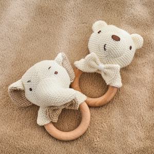 1PC 아기 딸랑이 장난감 크로 셰 뜨개질 동물 귀여운 곰 장난감 Kawaii 나무 Teether 아기 만화 모바일 어린이 침대 나무 신생아 딸랑이 장난감