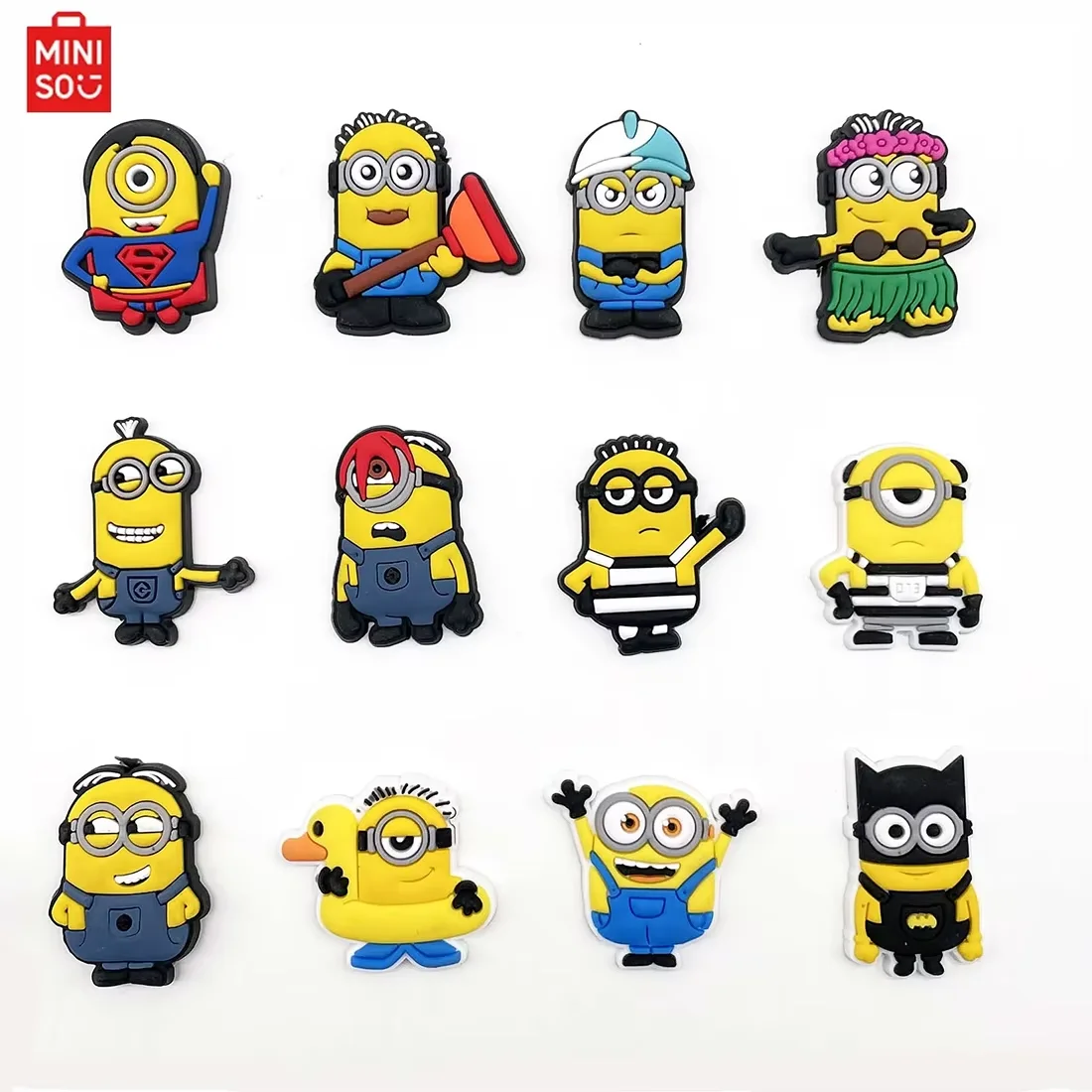 MINISO 12pcs 나막신에 대 한 귀여운 만화 구두 매력 버블 슬라이드 샌들 PVC 구두 장식 액세서리 크리스마스 선물