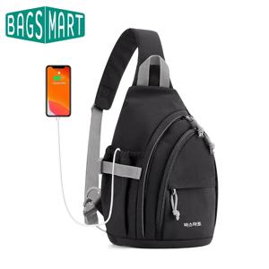 BAGSMART 남성용 체스트 백, 시원한 스타일, 캐주얼 경량 미니 크로스 바디 백, 여행 및 일상 사용에 적합