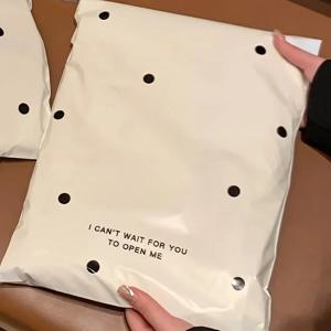 10pcs 베이지 폴카 도트 특급 배달 가방, 선물 및 의류 포장 가방, 방수 두꺼운 플라스틱 보관 가방-사무실